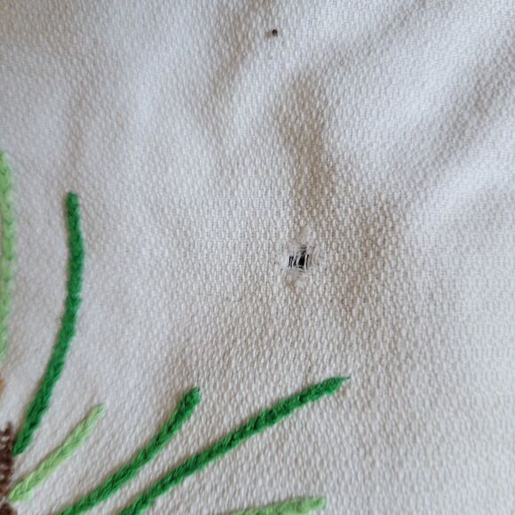 Vintage Lot of 8 Pcs decorated runners dish & fingertip towel dresser scarves - Picture 5 of 16